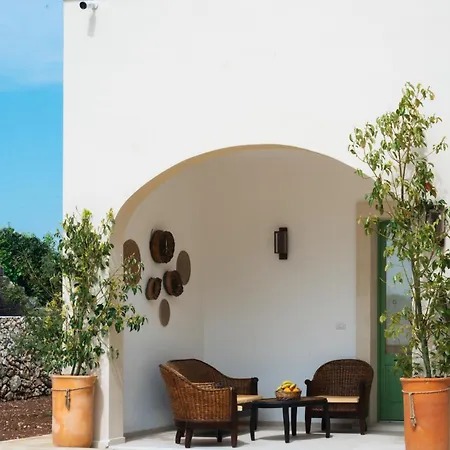 Antica Masseria Arnoni * San Cassiano (Lecce)